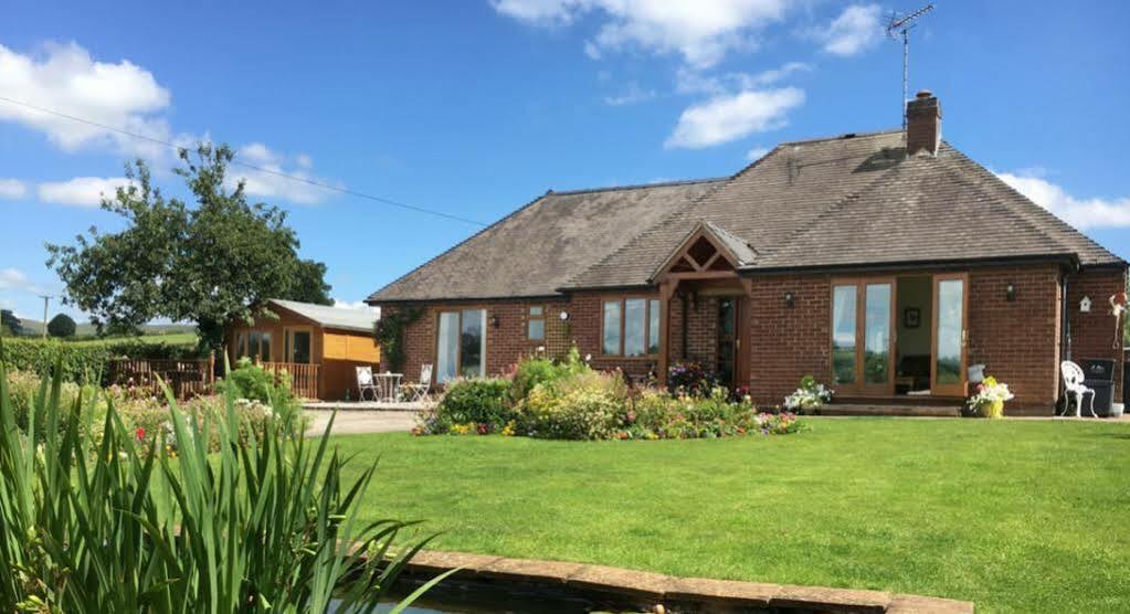 Dove Meadow Bed & Breakfast Denstone Exterior foto